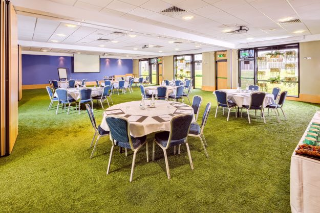 New York Room at Cork Airport Hotel