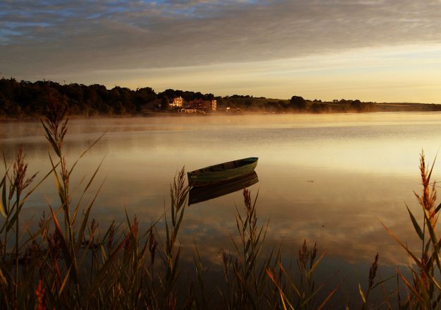 FERRYCARRIG Hotel copy 2