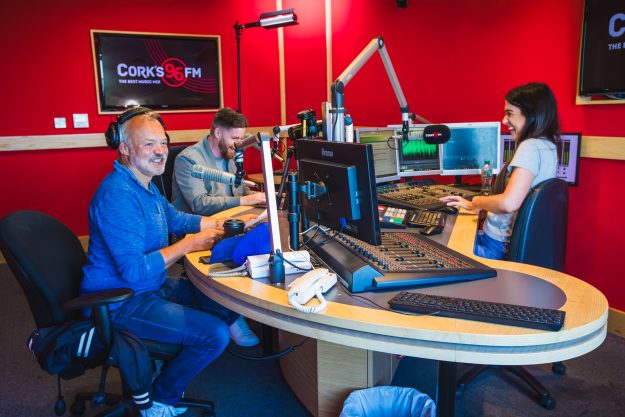 Graham Norton on Lorraine & Ross in the Morning – Cork’s 96 FM-2