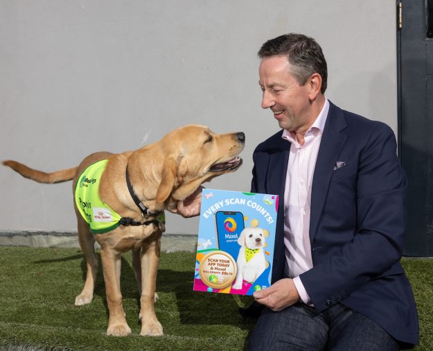 Every Scan Counts Maxol CEO Brian Donaldson & Irish Guide Dogs trainee Polly 17